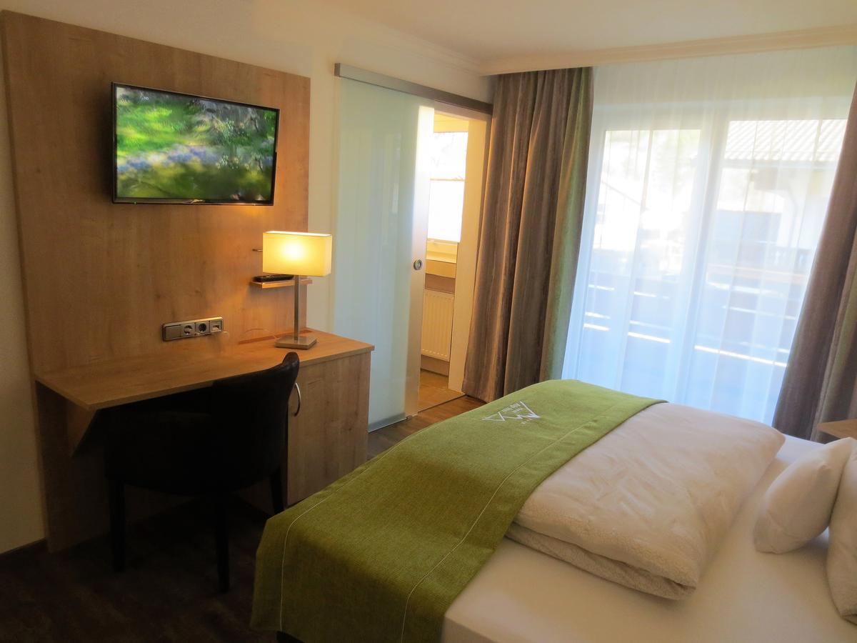 Hotel Alp Inn - Chiemgaukarte Inclusive Ruhpolding Bagian luar foto