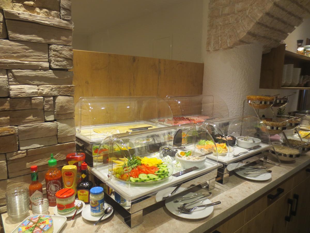 Hotel Alp Inn - Chiemgaukarte Inclusive Ruhpolding Bagian luar foto