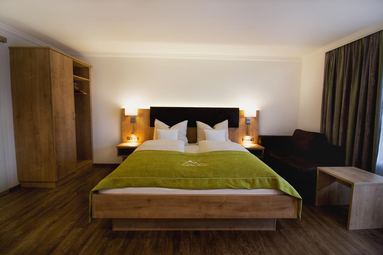 Hotel Alp Inn - Chiemgaukarte Inclusive Ruhpolding Bagian luar foto
