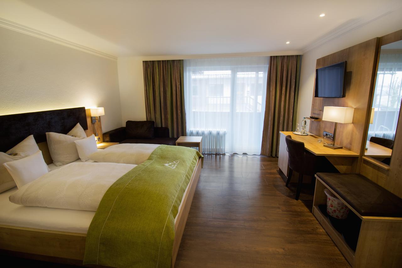Hotel Alp Inn - Chiemgaukarte Inclusive Ruhpolding Bagian luar foto