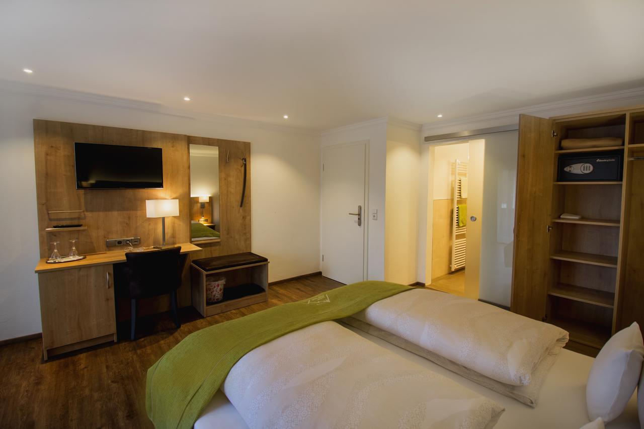 Hotel Alp Inn - Chiemgaukarte Inclusive Ruhpolding Bagian luar foto