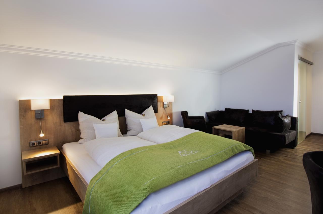 Hotel Alp Inn - Chiemgaukarte Inclusive Ruhpolding Bagian luar foto